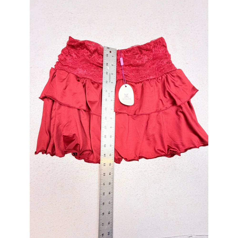 Avidlove red tiered